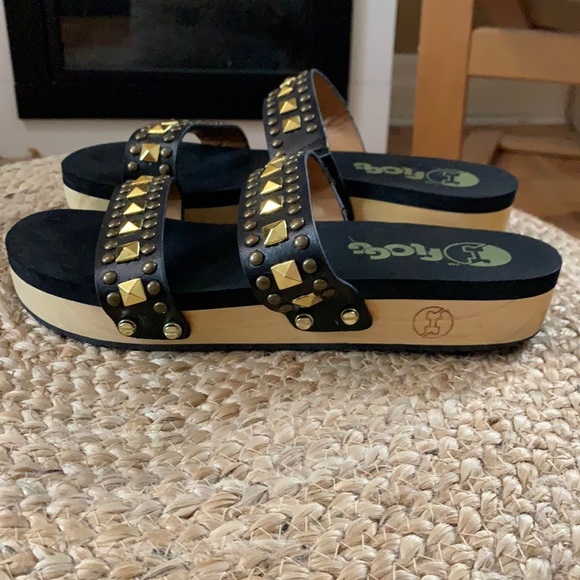 Black leather & wood Flogg double band clog slides with gold studding size 9 - Picture 2 of 5